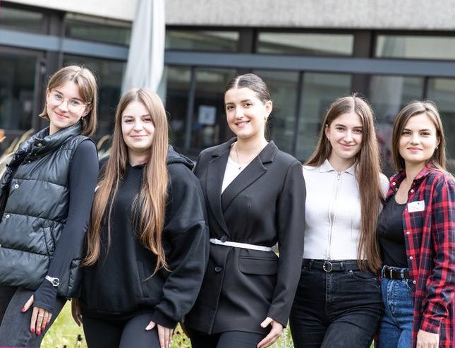 photo 2024 10 14 14 09 39